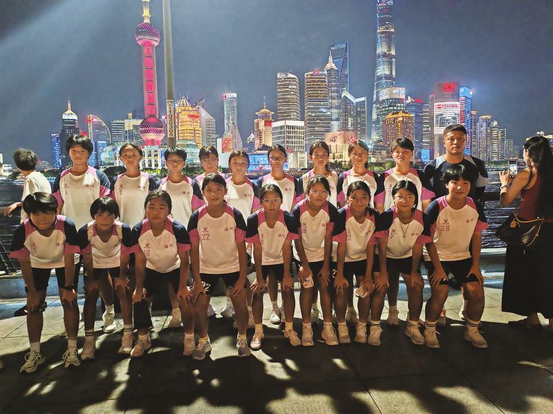 两地围绕青, 会能力强, 值得表扬