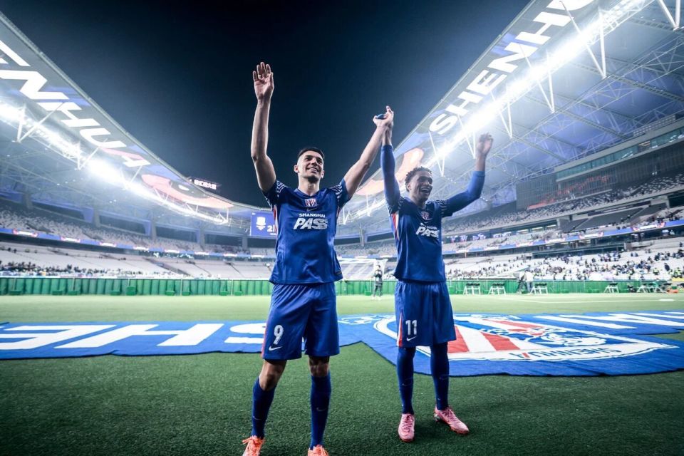 取决于医务, 外援